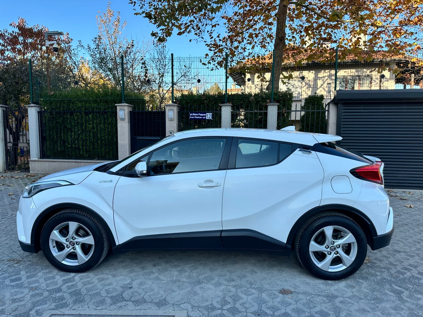 Toyota C-HR 1.8 Hybrid - изображение 3