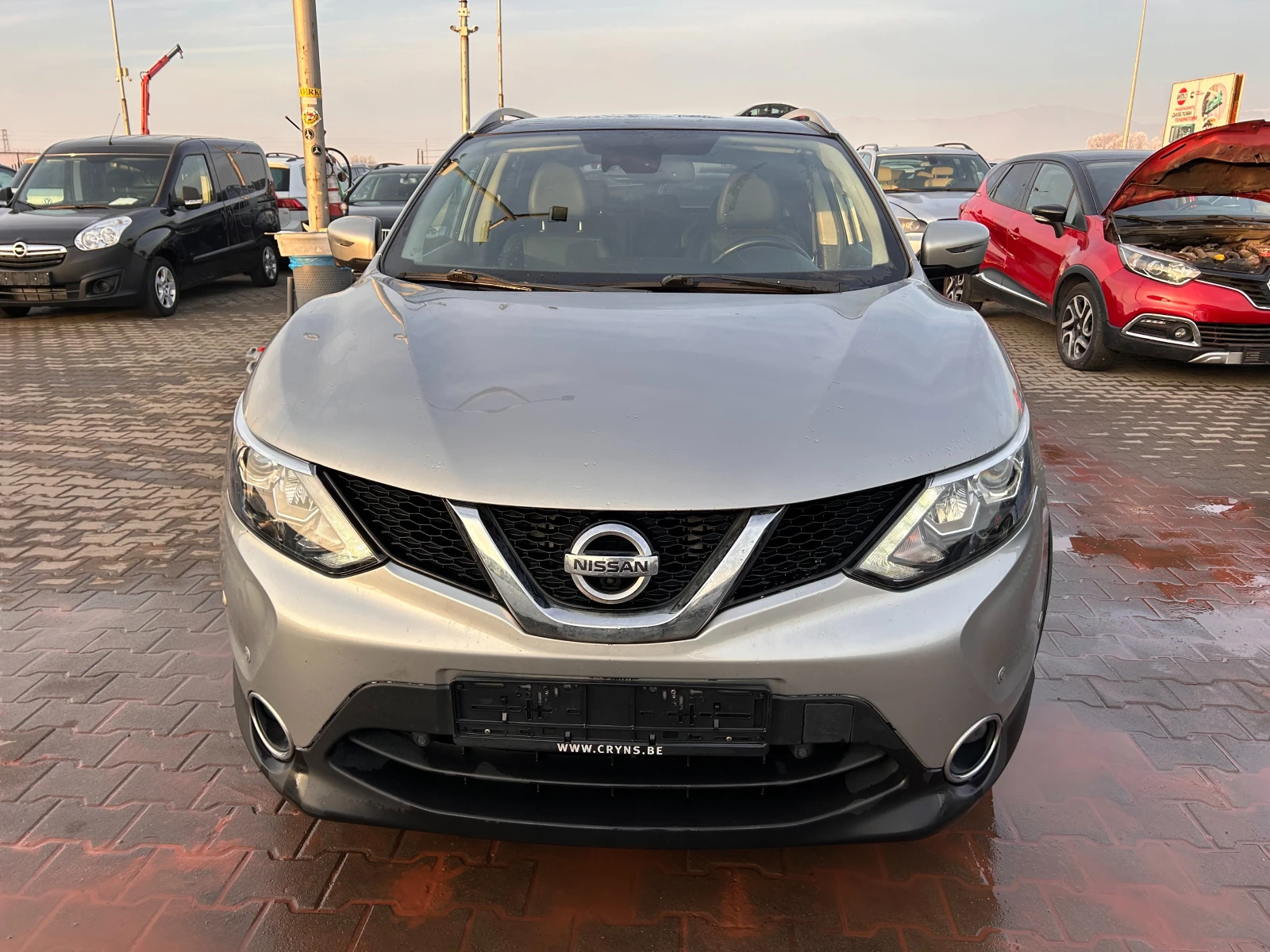 Nissan Qashqai 1.6DCI 4X4 PANORAMA/KOJA/NAVI EURO 6 - изображение 3