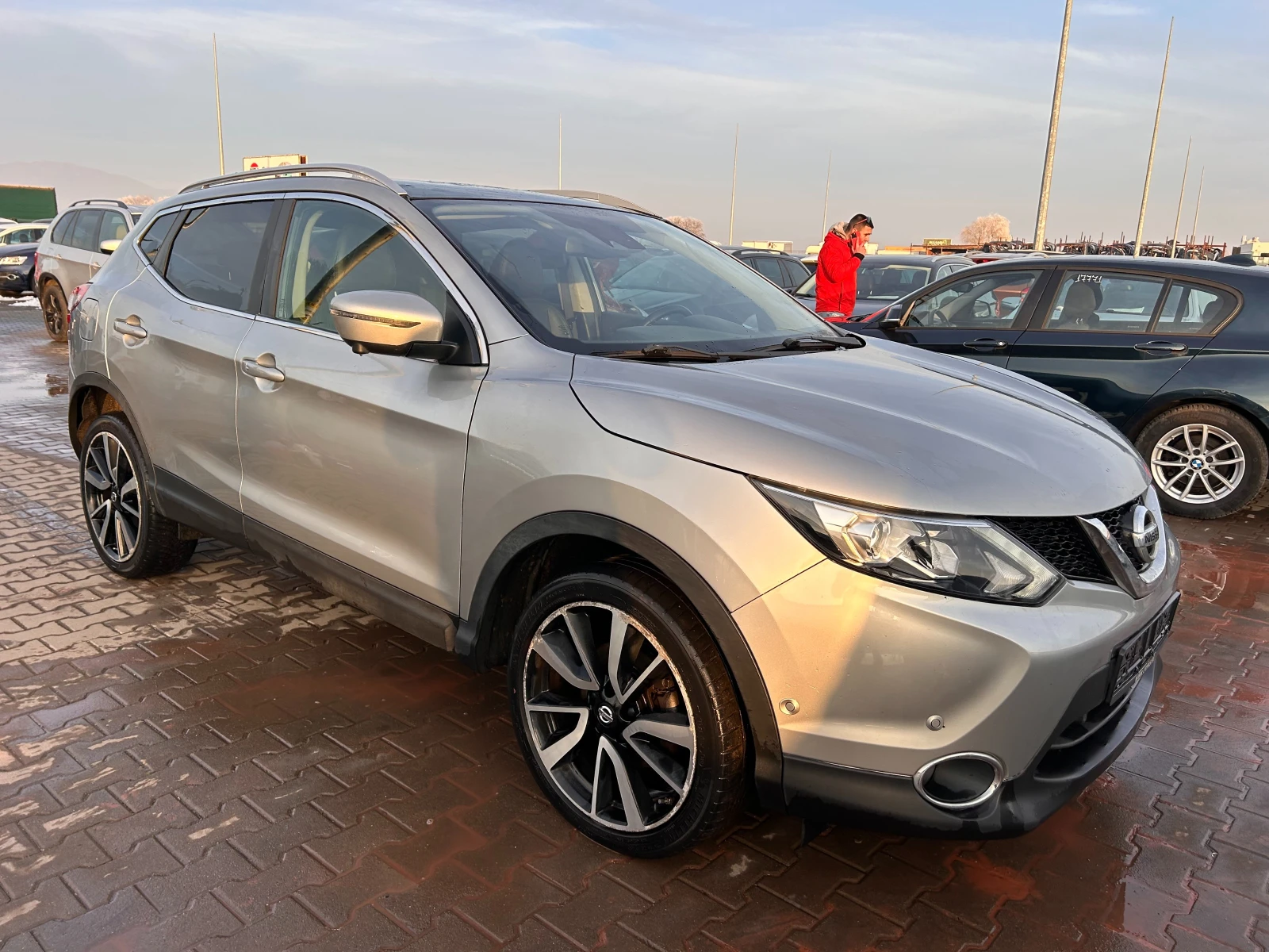 Nissan Qashqai 1.6DCI 4X4 PANORAMA/KOJA/NAVI EURO 6 - изображение 4