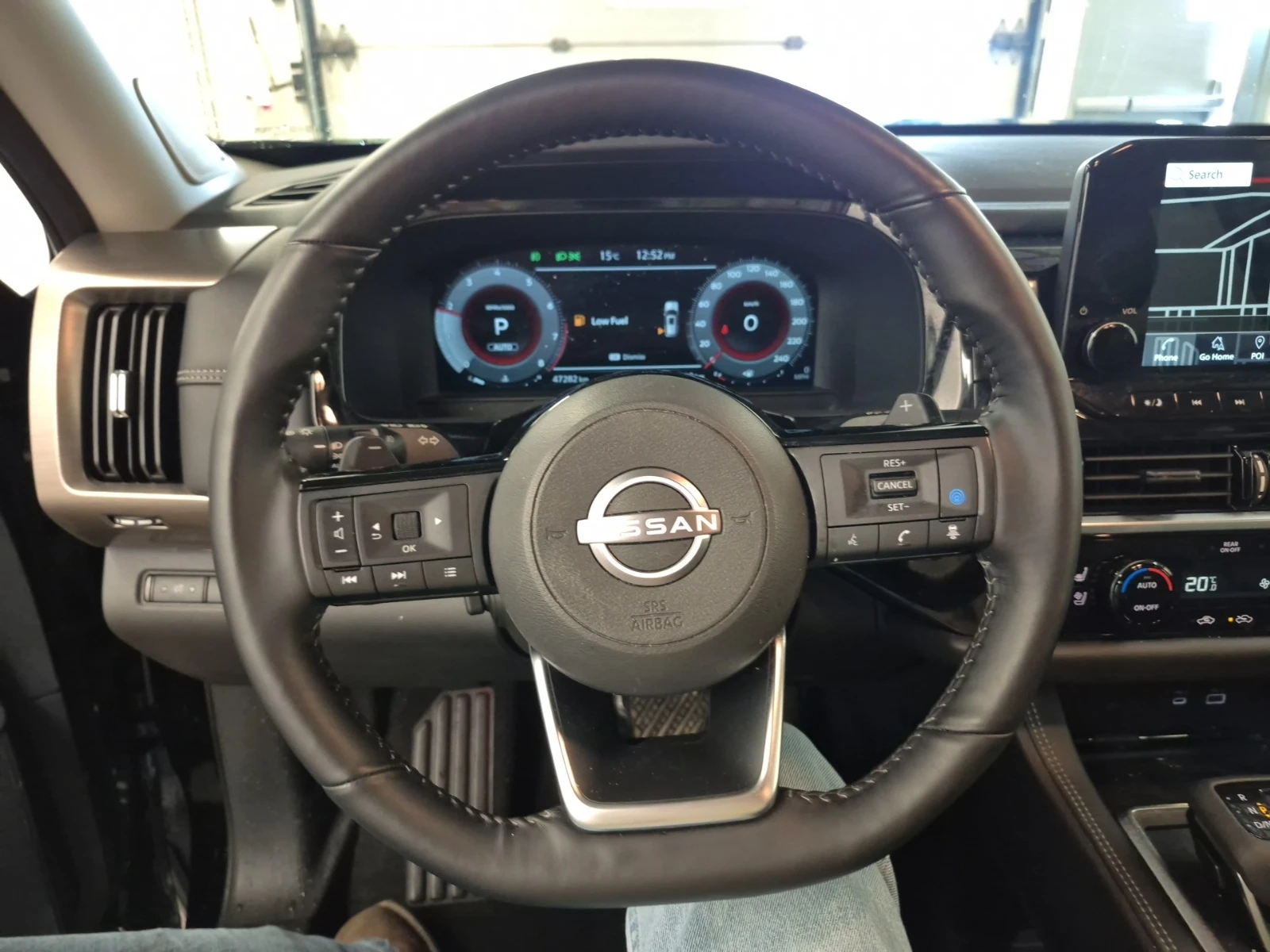 Nissan Pathfinder PLATINUM * * CARFAX * * АВТО КРЕДИТ * * , снимка 10 - Автомобили и джипове - 53893109