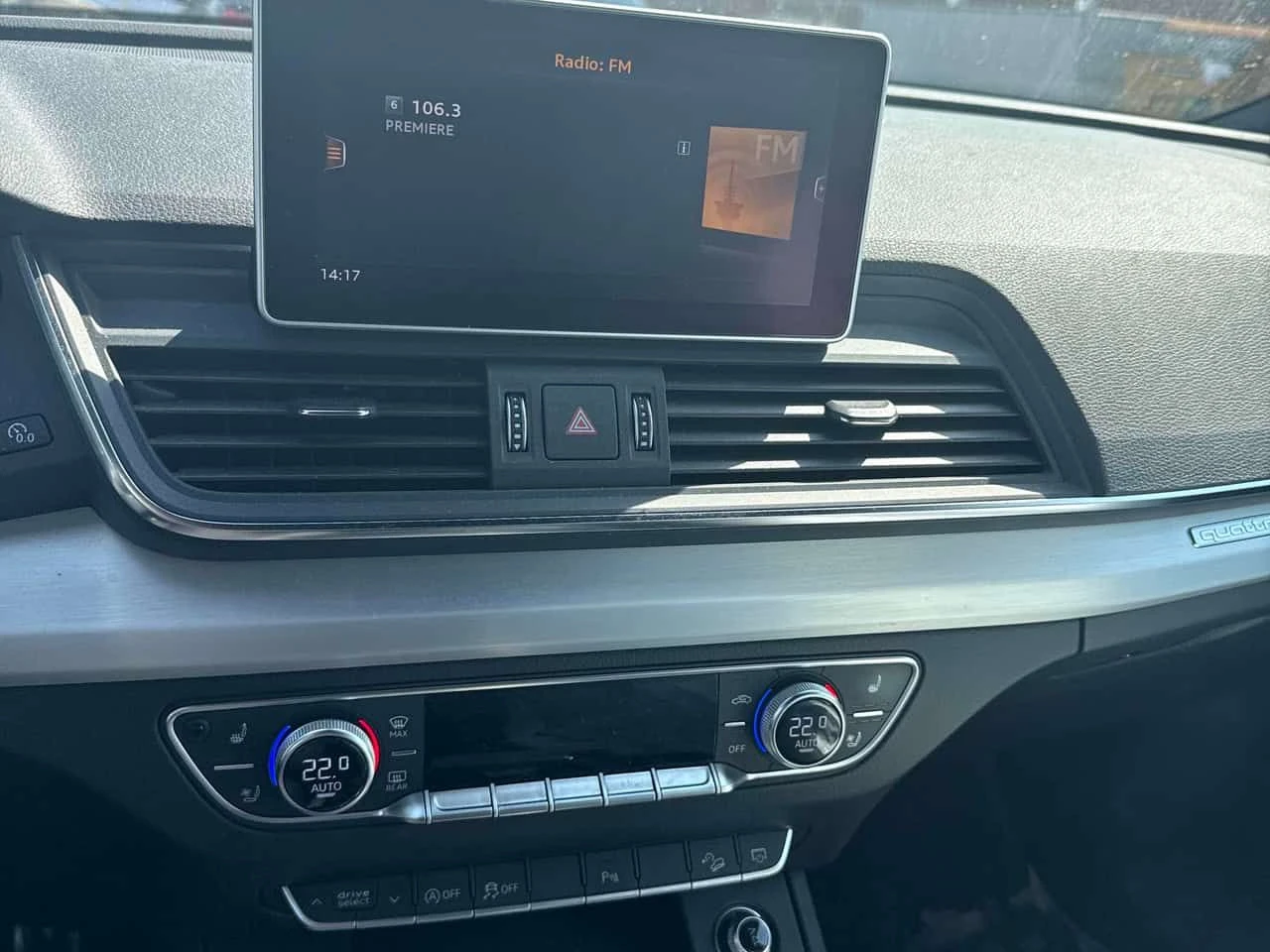 Audi Q5 * Technik * ОБДУХВАНЕ * B&O * 360 * PANO, снимка 9 - Автомобили и джипове - 54151713