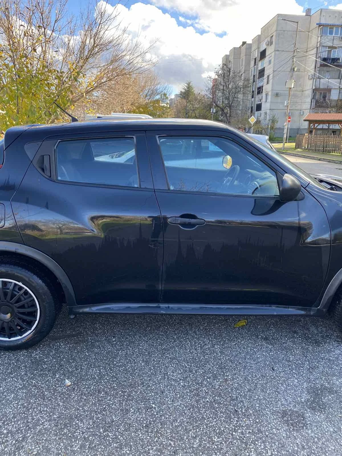 Nissan Juke, снимка 10 - Автомобили и джипове - 54379899