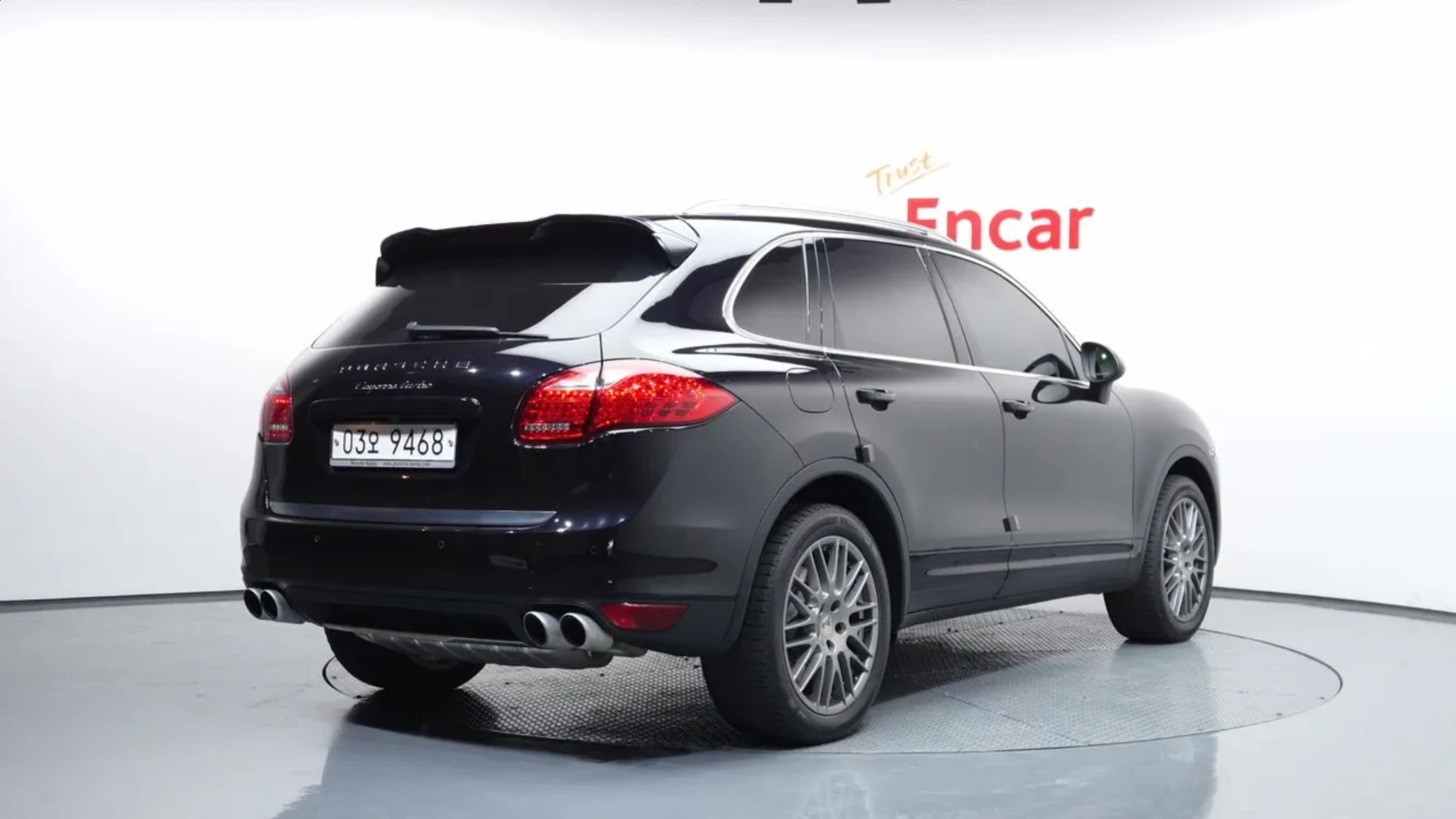 Porsche Cayenne Turbo 4.7 | ПОДГРЕВ | ОБДУХВАНЕ | ПАНОРАМА, снимка 3 - Автомобили и джипове - 54595869