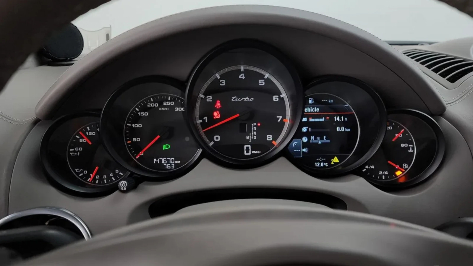 Porsche Cayenne Turbo 4.7 | ПОДГРЕВ | ОБДУХВАНЕ | ПАНОРАМА, снимка 11 - Автомобили и джипове - 54595869