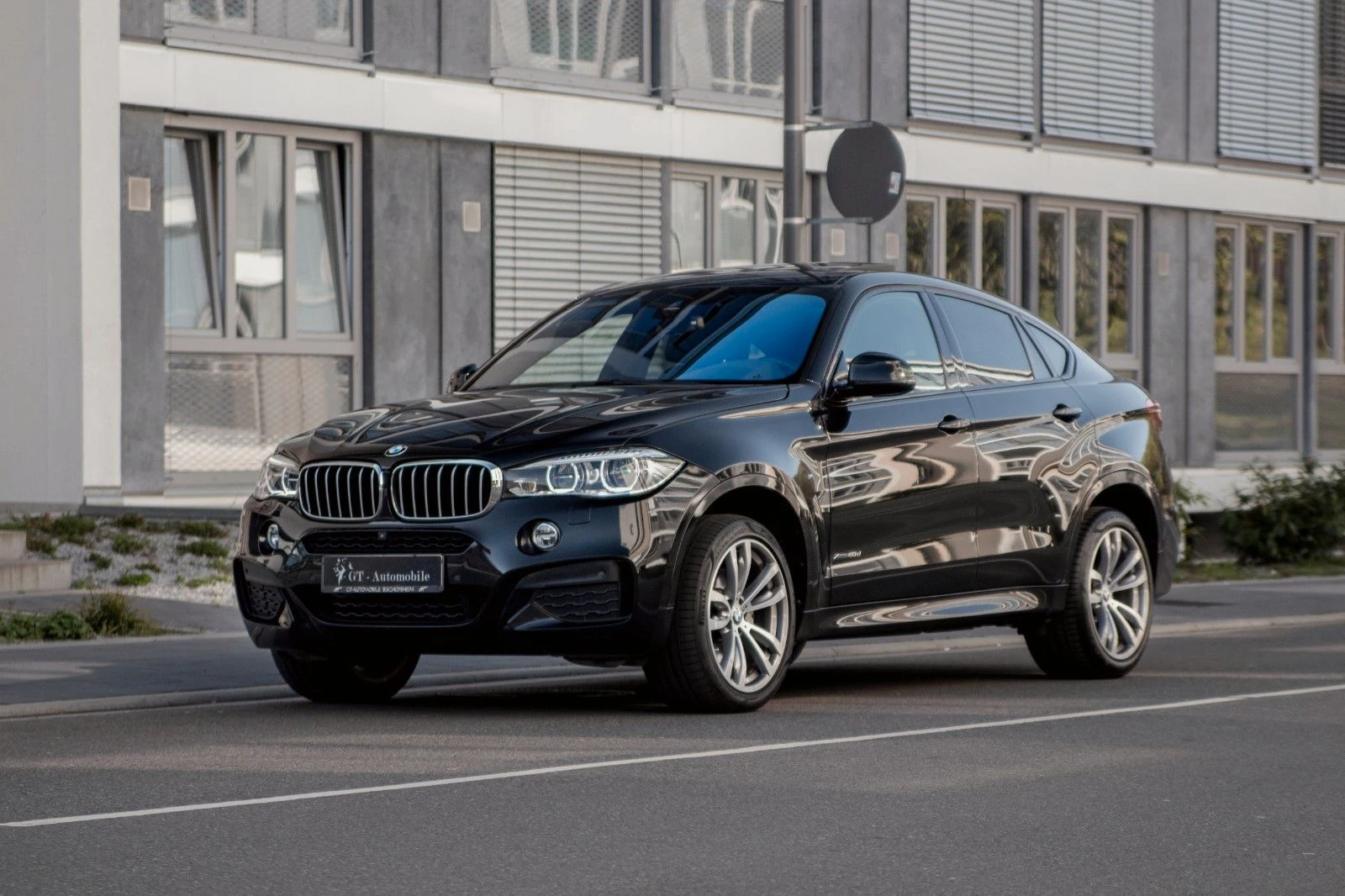 BMW X6 4.0 D, снимка 2 - Автомобили и джипове - 54685431