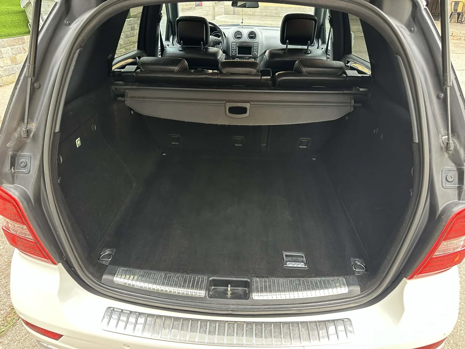 Mercedes-Benz ML 350 Grand Edition , снимка 9 - Автомобили и джипове - 54728411
