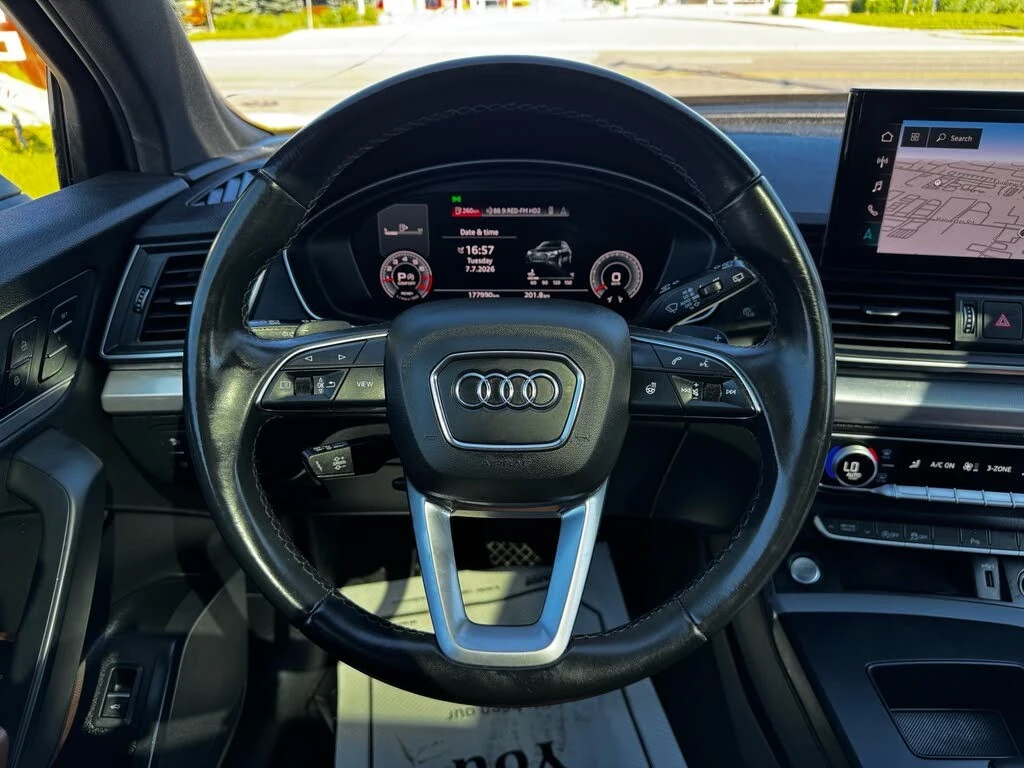 Audi Q5 * DISTRONIC *  AвтоКредит * (ЦЕНА ДО БГ), снимка 7 - Автомобили и джипове - 55563508