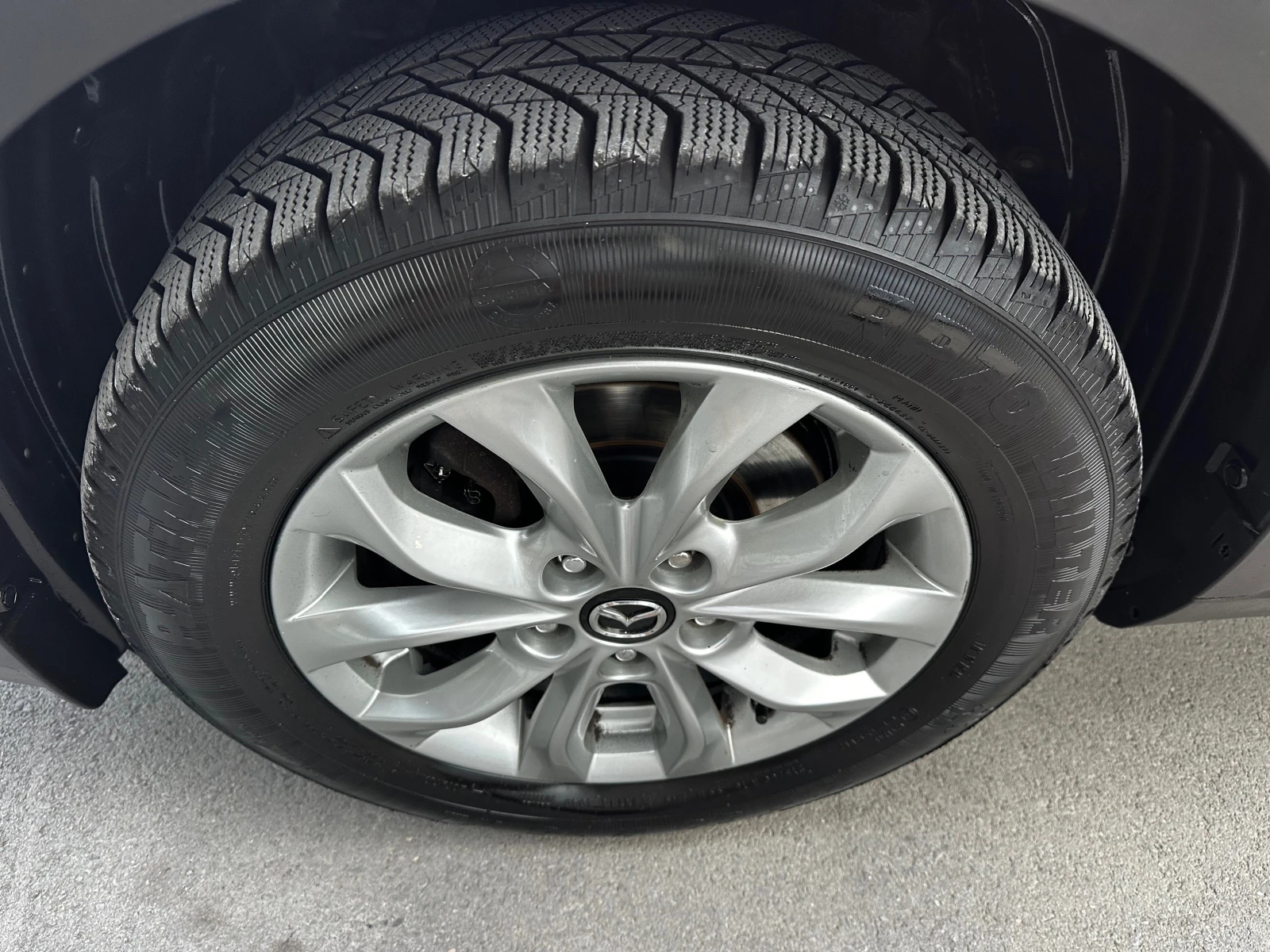 Mazda CX-3 2.0i Skyactive 120к.с* Keyless* HeadUp* КАТО НОВА, снимка 6 - Автомобили и джипове - 56091230