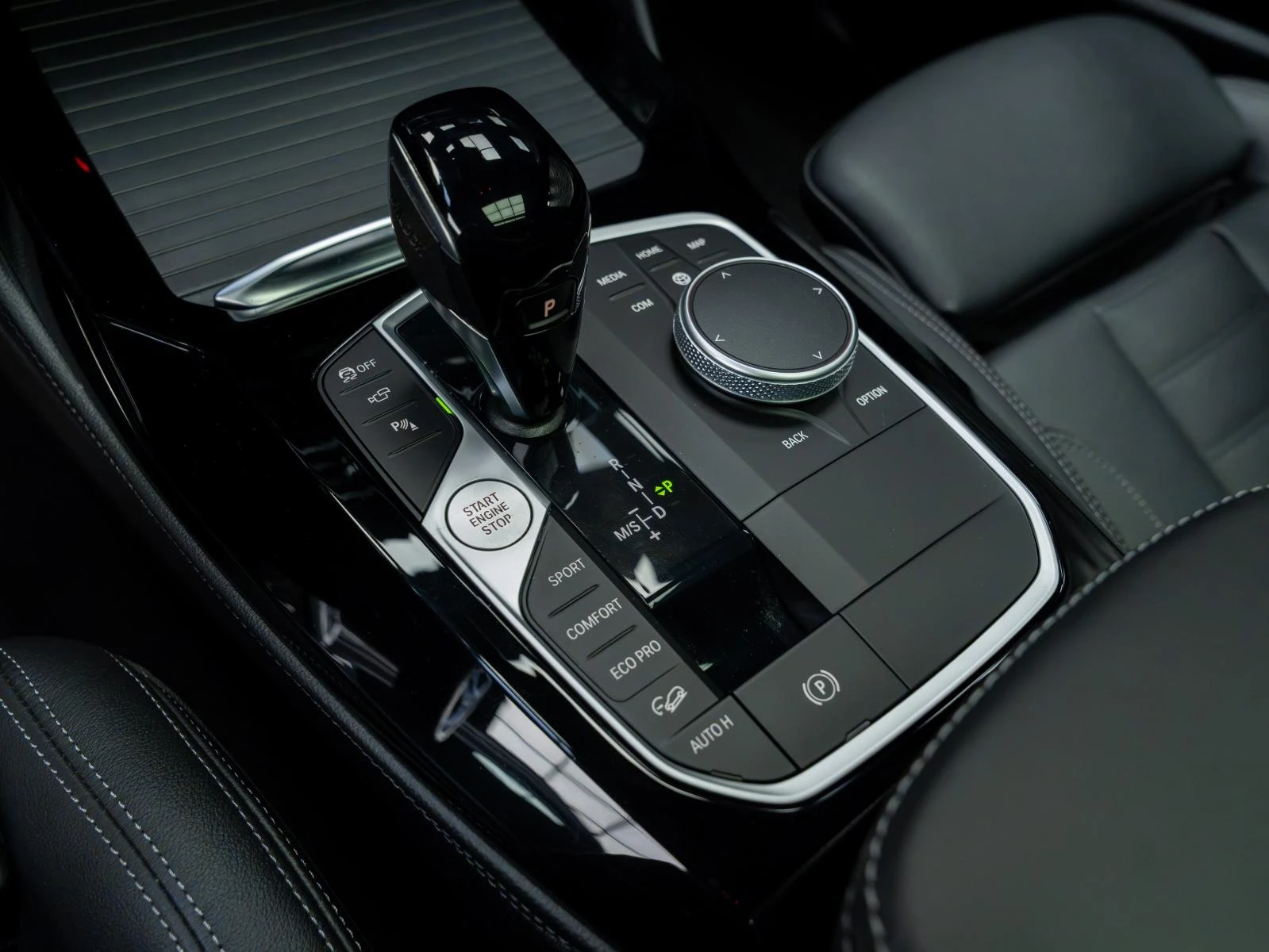 BMW X4 M40D XDRIVE* M SPORT* 360CAM*  PANO* , снимка 16 - Автомобили и джипове - 56233737