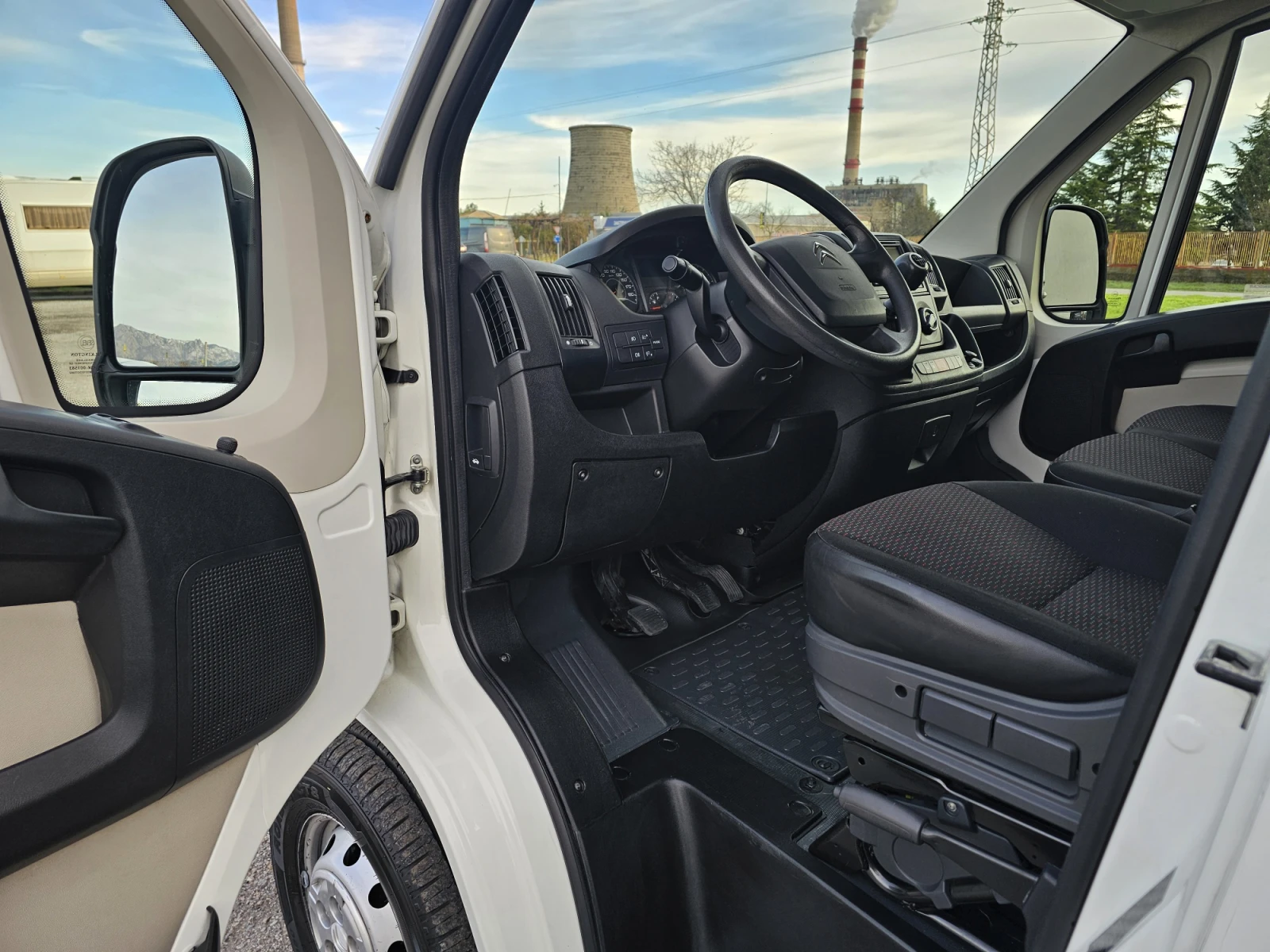 Citroen Jumper 2.2 HDI L2H2 - изображение 9