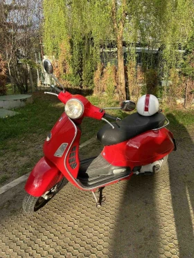  Vespa GTS