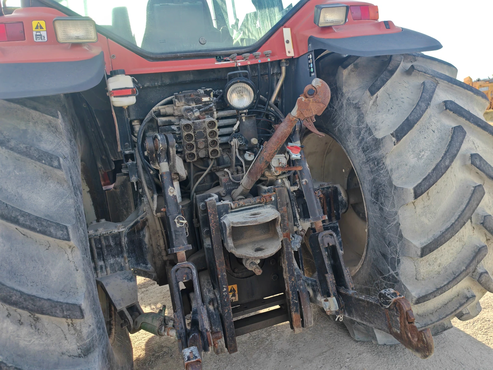 Трактор New Holland G240, снимка 8 - Селскостопанска техника - 54992609