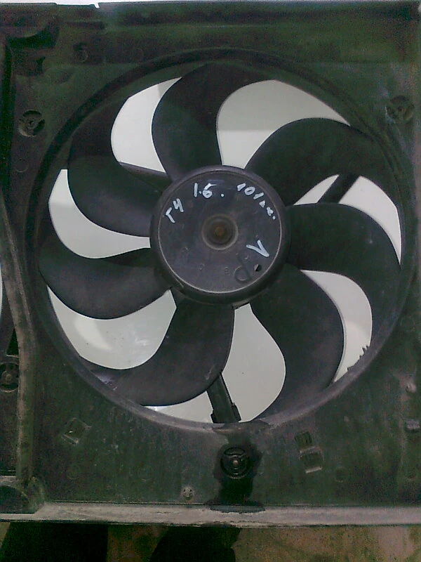 перка  за Фолксваген Голф 4 1.6 (2)