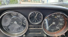 Mercedes-Benz 115 220D, снимка 12