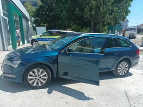 Skoda Superb Комби Стайл Плюс, снимка 2
