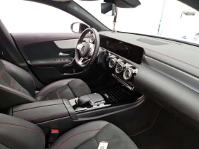 Mercedes-Benz CLA 250 AMG Night Widescreen Ambient Navi Alcantara , снимка 11