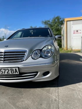 Mercedes-Benz C 220, снимка 4