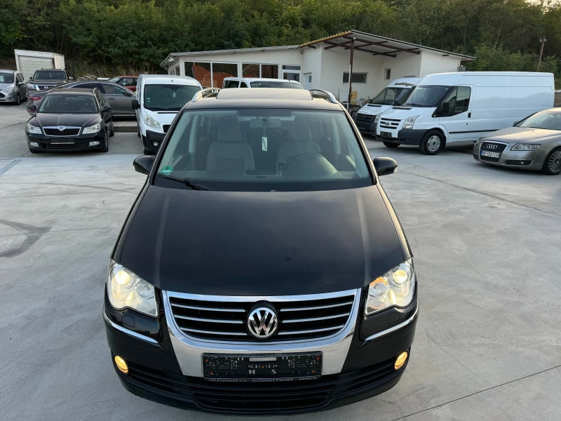 VW Touran 2.0TDI 7 МЕСТА, снимка 2 - Автомобили и джипове - 47518245