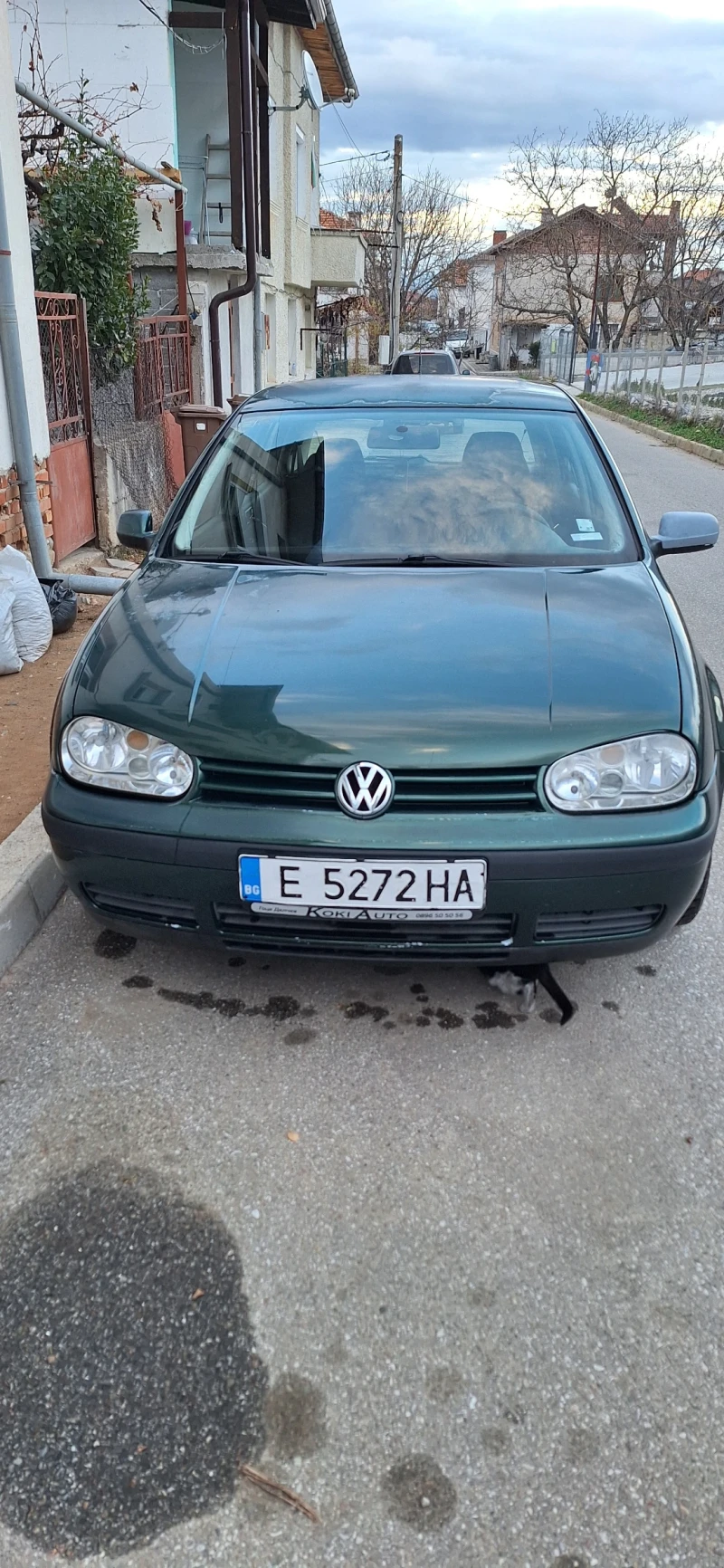 VW Golf, снимка 1 - Автомобили и джипове - 48130487