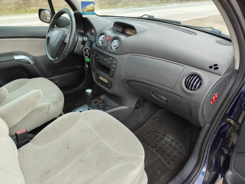 Citroen C3 1.4 автоматик , снимка 12 - Автомобили и джипове - 48310502