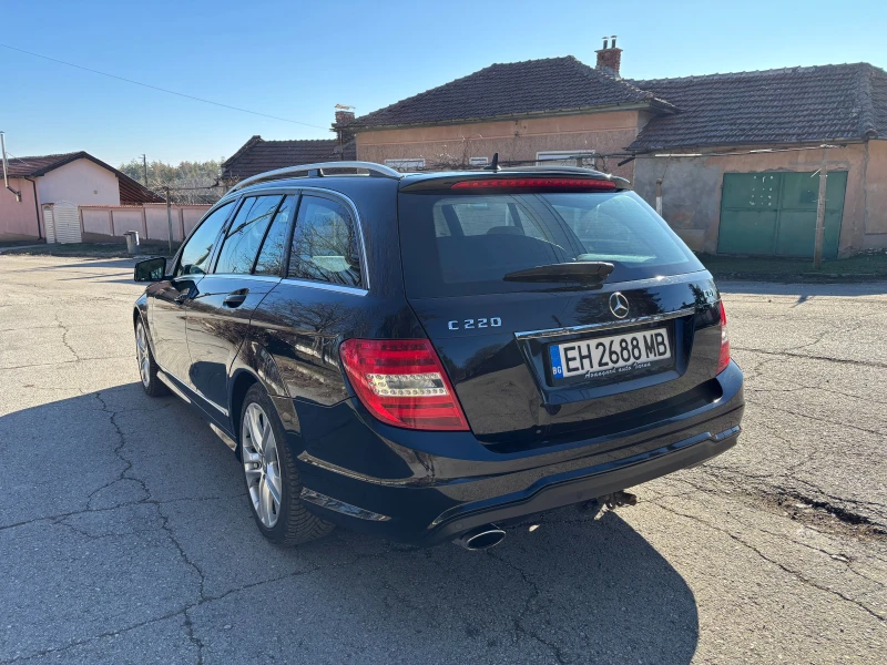 Mercedes-Benz C 220, снимка 3 - Автомобили и джипове - 48759195