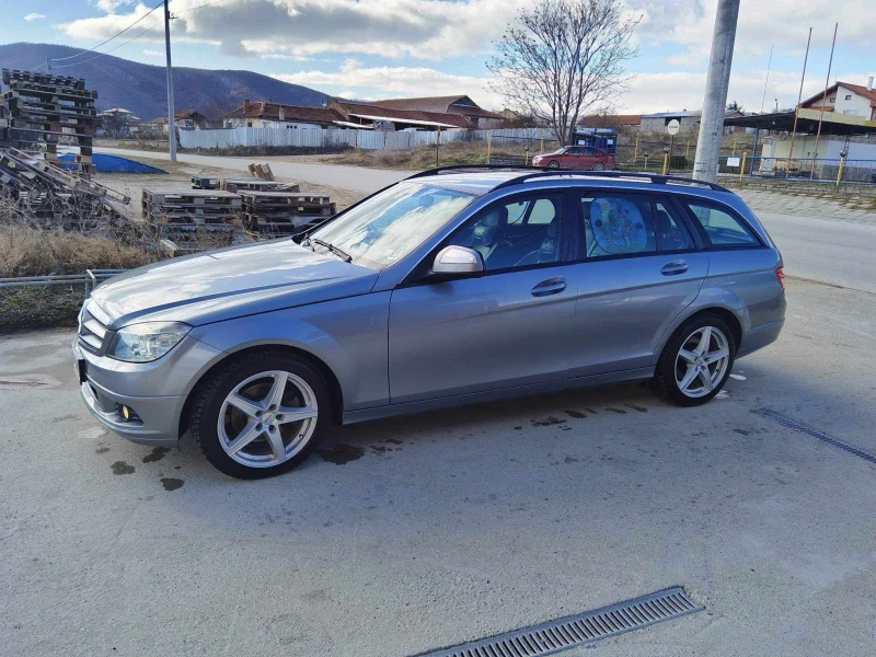 Mercedes-Benz C 220, снимка 2 - Автомобили и джипове - 48832973