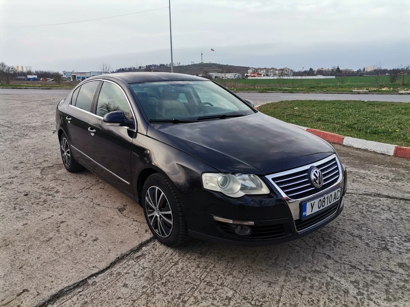 VW Passat, снимка 1 - Автомобили и джипове - 49484073