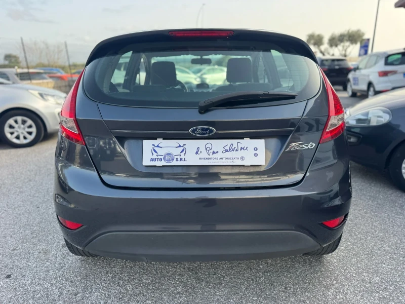 Ford Fiesta 1.4 LPG, снимка 4 - Автомобили и джипове - 49592664