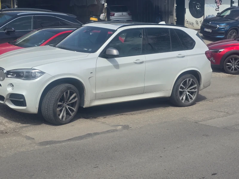 BMW X5 M50D, снимка 6 - Автомобили и джипове - 52253200