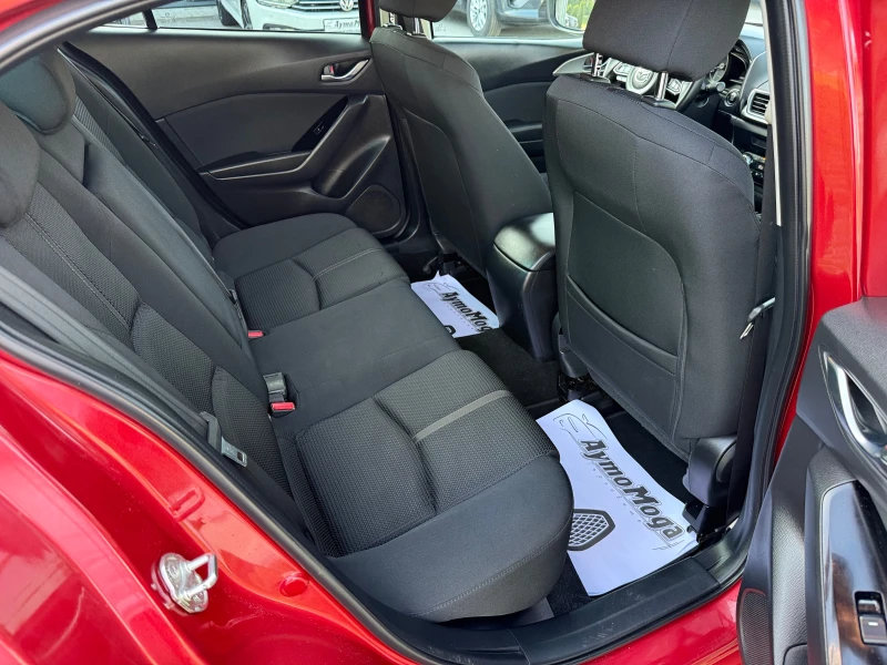 Mazda 3 1.5 SKYACTIV SEDAN, снимка 10 - Автомобили и джипове - 50537084