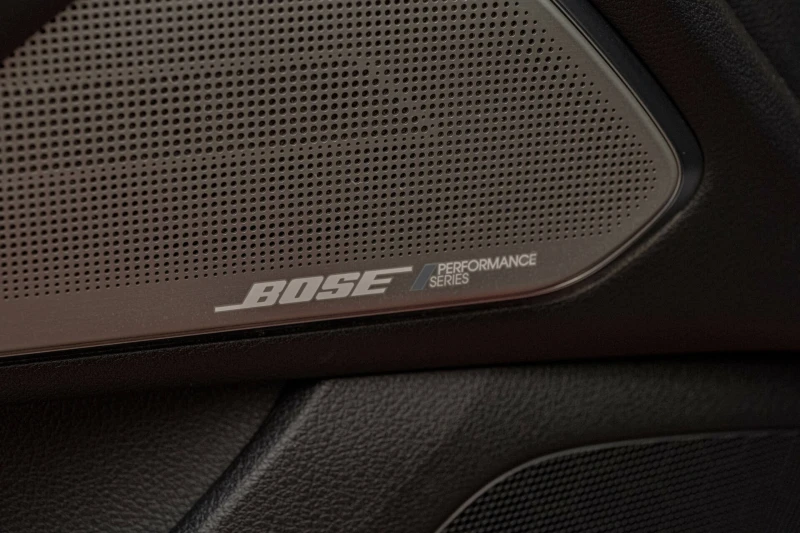 Infiniti Q 60/AWD/Подгрев/Камера/BOSE/Шибедах/Coupe, снимка 8 - Автомобили и джипове - 51726851