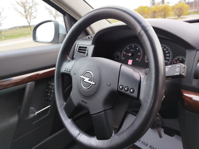 Opel Vectra 2.2DTI-125кс.Италия, снимка 15 - Автомобили и джипове - 52310919