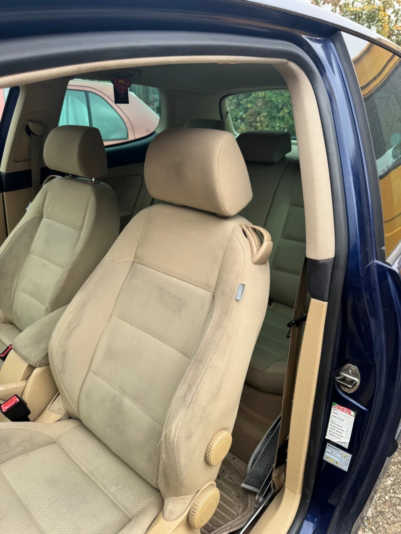 VW Golf 5 2.0TDI (BMM!!!) - НА ЧАСТИ 4motion Highline, снимка 6 - Автомобили и джипове - 53014689