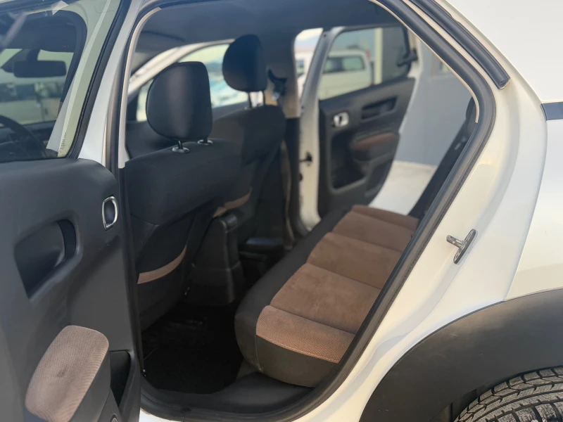 Citroen C4 Cactus 1.2i euro 6 Собствен лизинг !!! , снимка 11 - Автомобили и джипове - 52839363