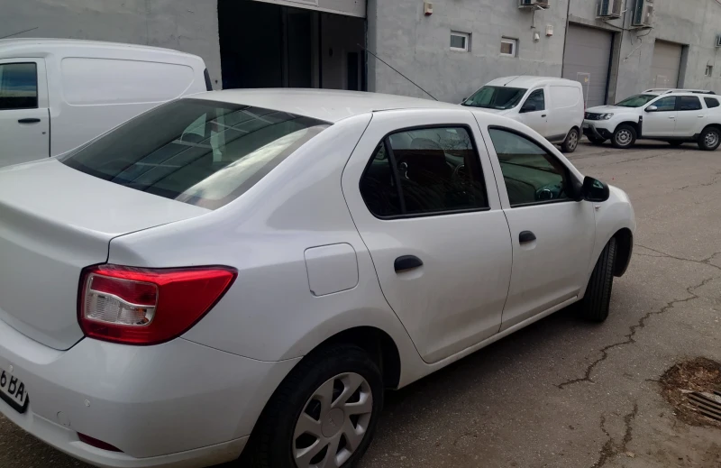 Dacia Logan 1.5 dCi, снимка 3 - Автомобили и джипове - 52966617