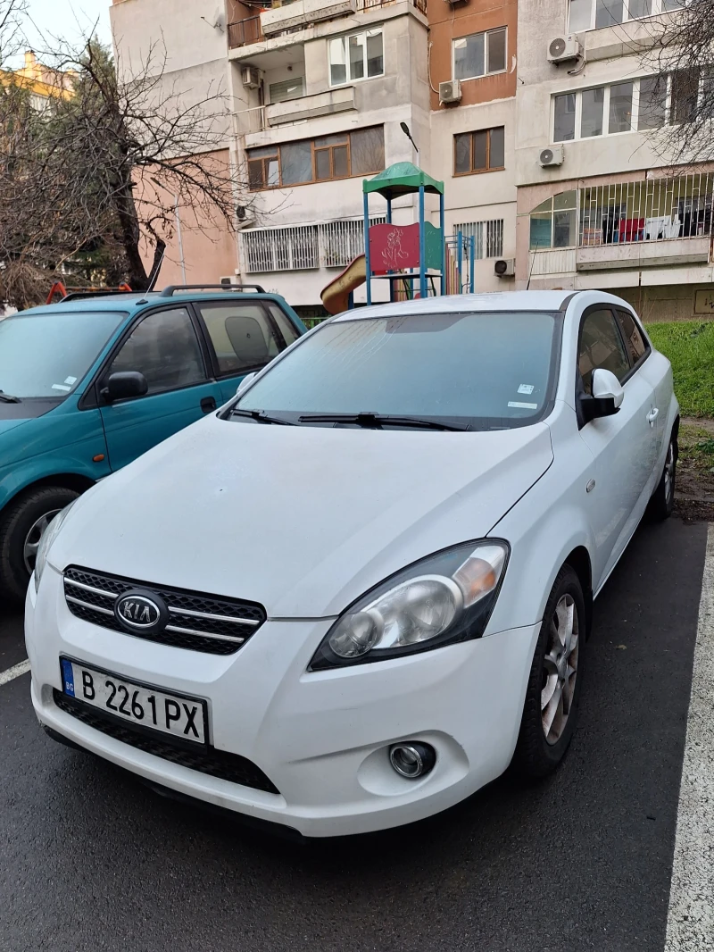 Kia Ceed, снимка 2 - Автомобили и джипове - 53005988