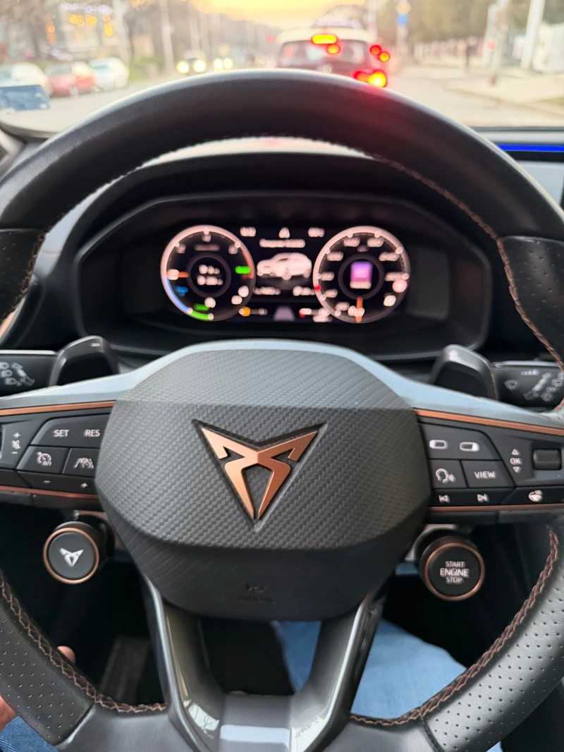 Cupra Formentor VZ Plug-in, снимка 13 - Автомобили и джипове - 53164786