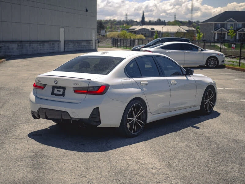 BMW 330 I * M-Package* * HeadUp* AвтоКредит* (ЦЕНА ДО БГ) - изображение 4