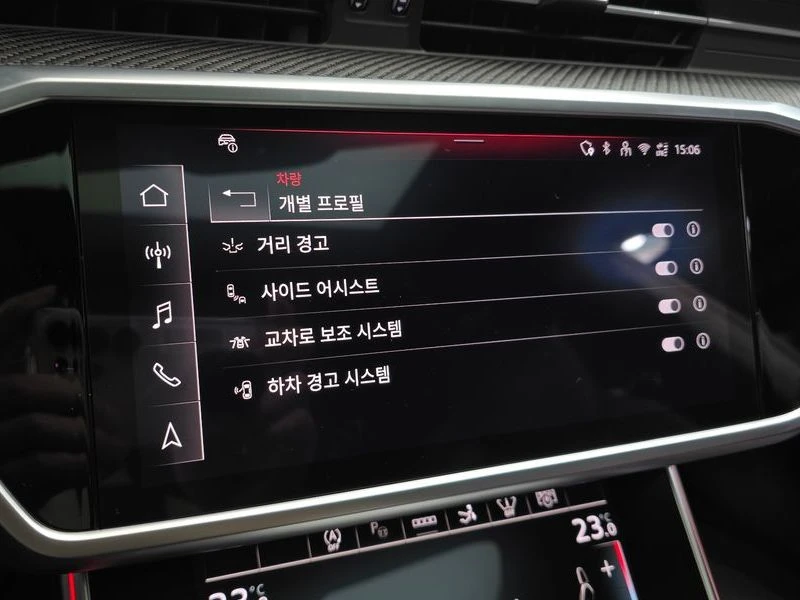 Audi Rs7 4.0 DYG Automatic, снимка 17 - Автомобили и джипове - 55780875