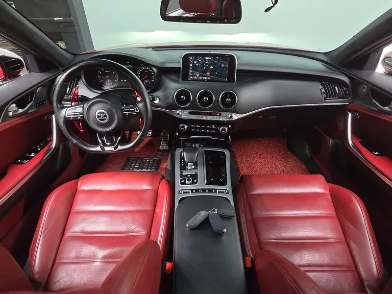Kia Stinger 3.3 TURBO GT* 4X4* ���������* DISTRONIC* �������*  | Mobile.bg � ����������� 6