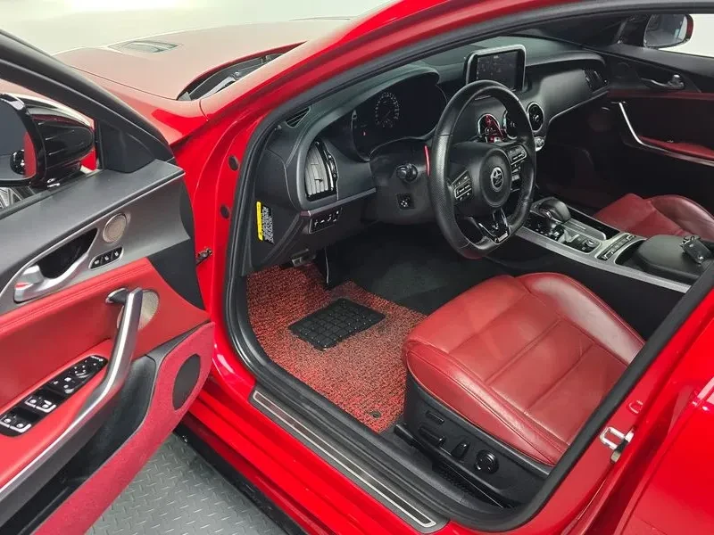 Kia Stinger 3.3 TURBO GT* 4X4* ���������* DISTRONIC* �������*  | Mobile.bg � ����������� 9