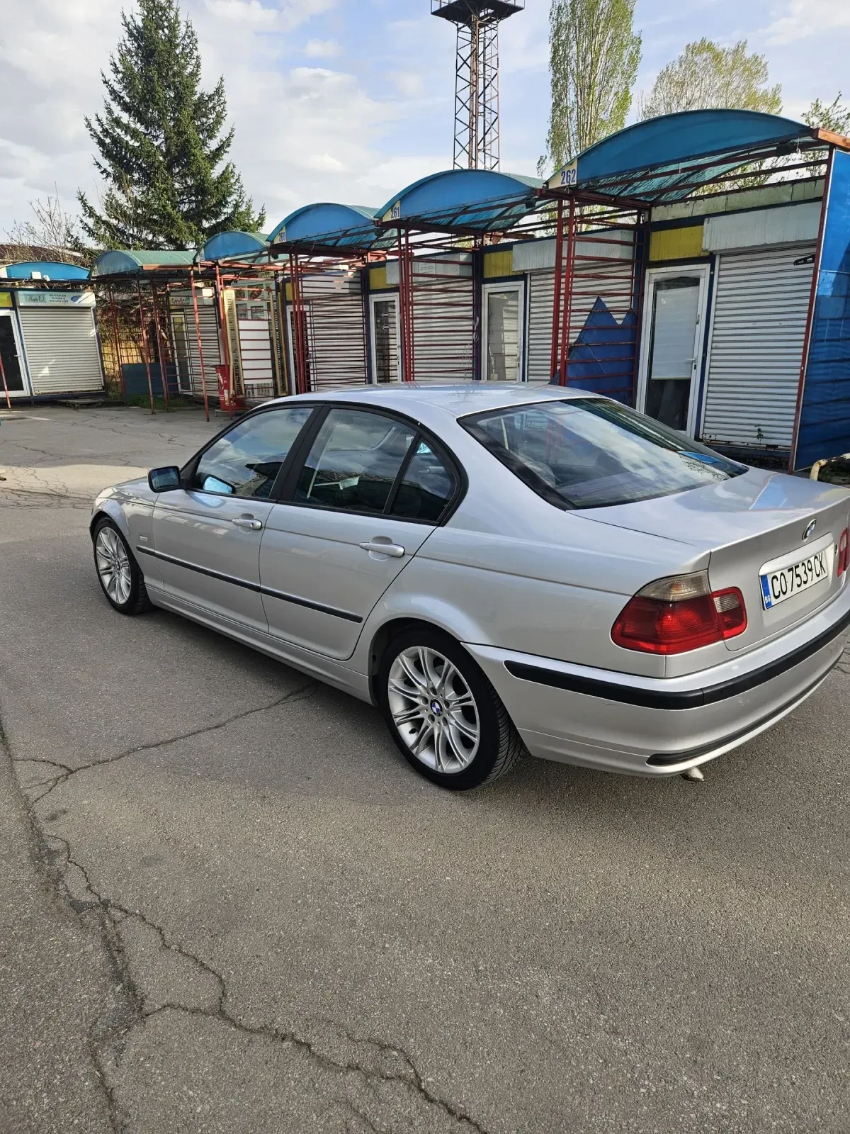 BMW 320  - изображение 4