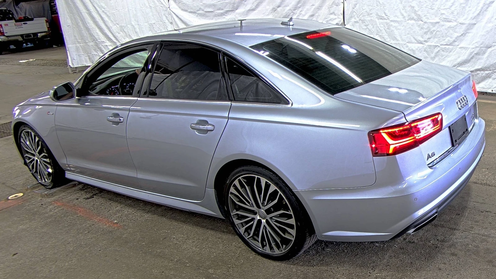 Audi A6  - изображение 2