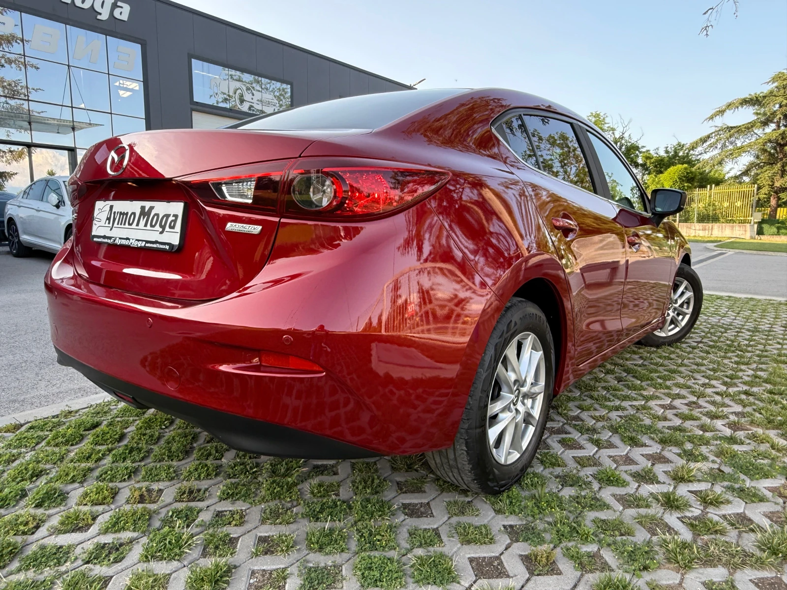 Mazda 3 1.5 SKYACTIV SEDAN - изображение 4