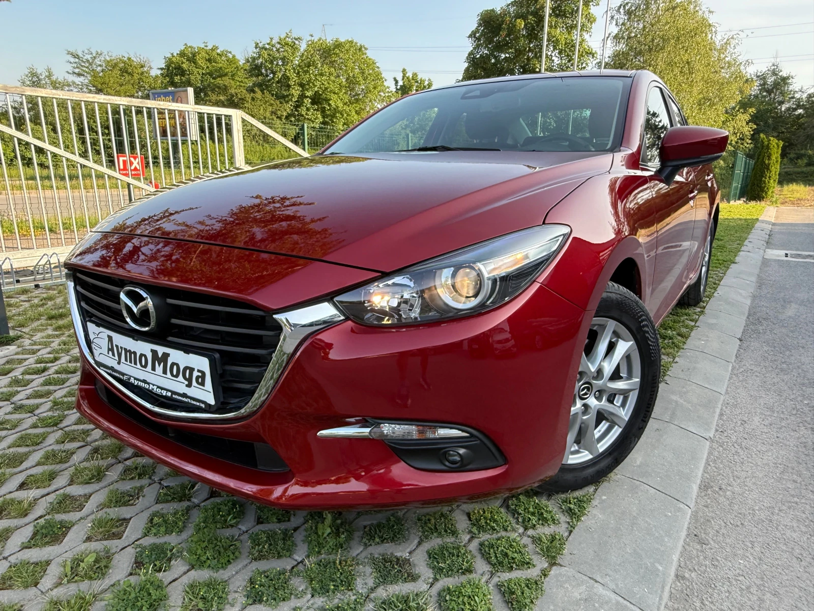 Mazda 3 1.5 SKYACTIV SEDAN - изображение 2