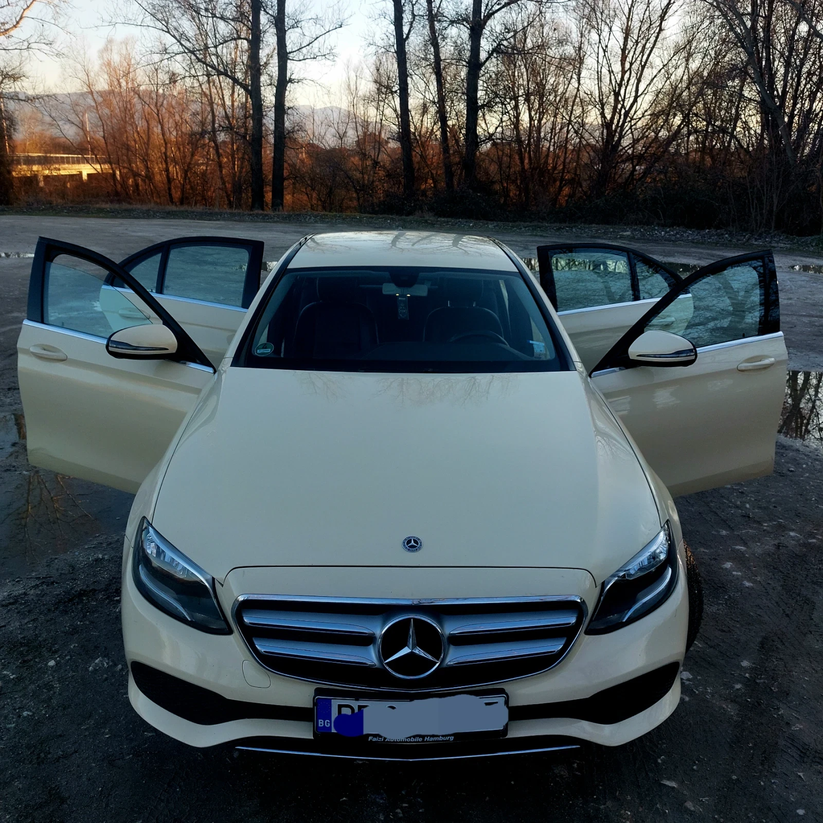 Mercedes-Benz E 200  - изображение 5