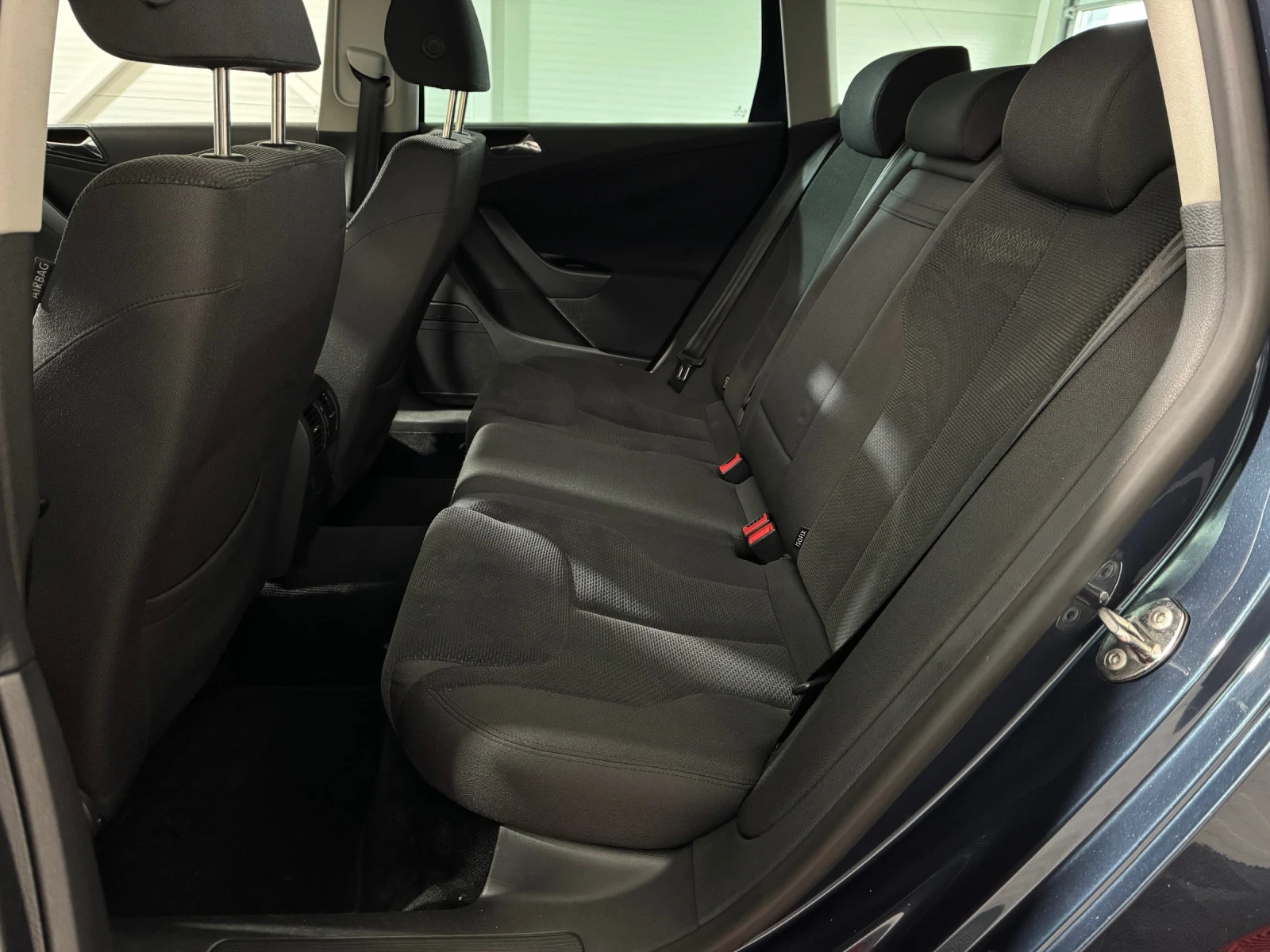 VW Passat 1.9 TDI - COMFORT LINE  | Mobile.bg   14