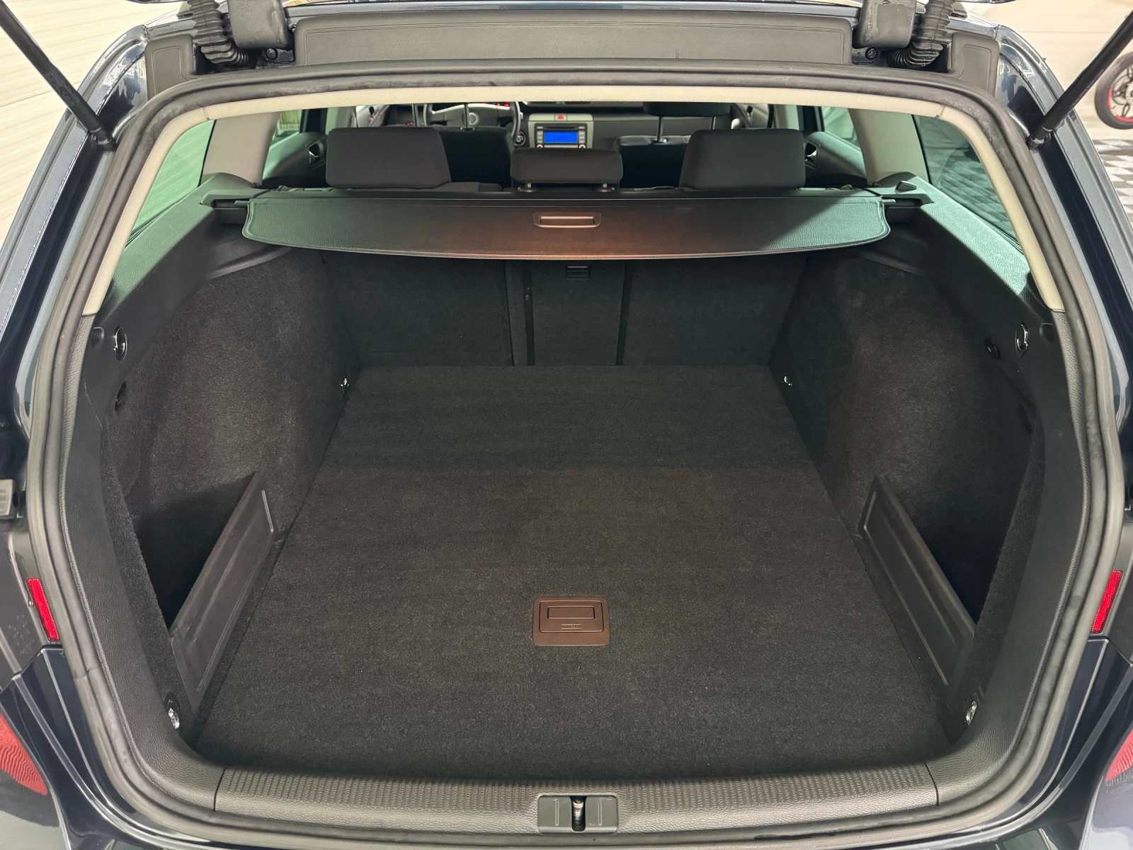 VW Passat 1.9 TDI - COMFORT LINE  | Mobile.bg   15