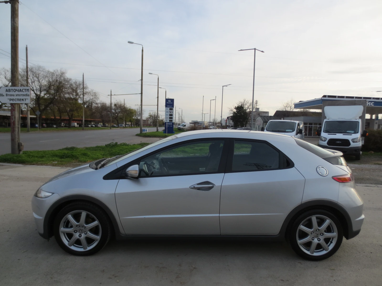 Honda Civic 2.2 I-CTDI  - изображение 8
