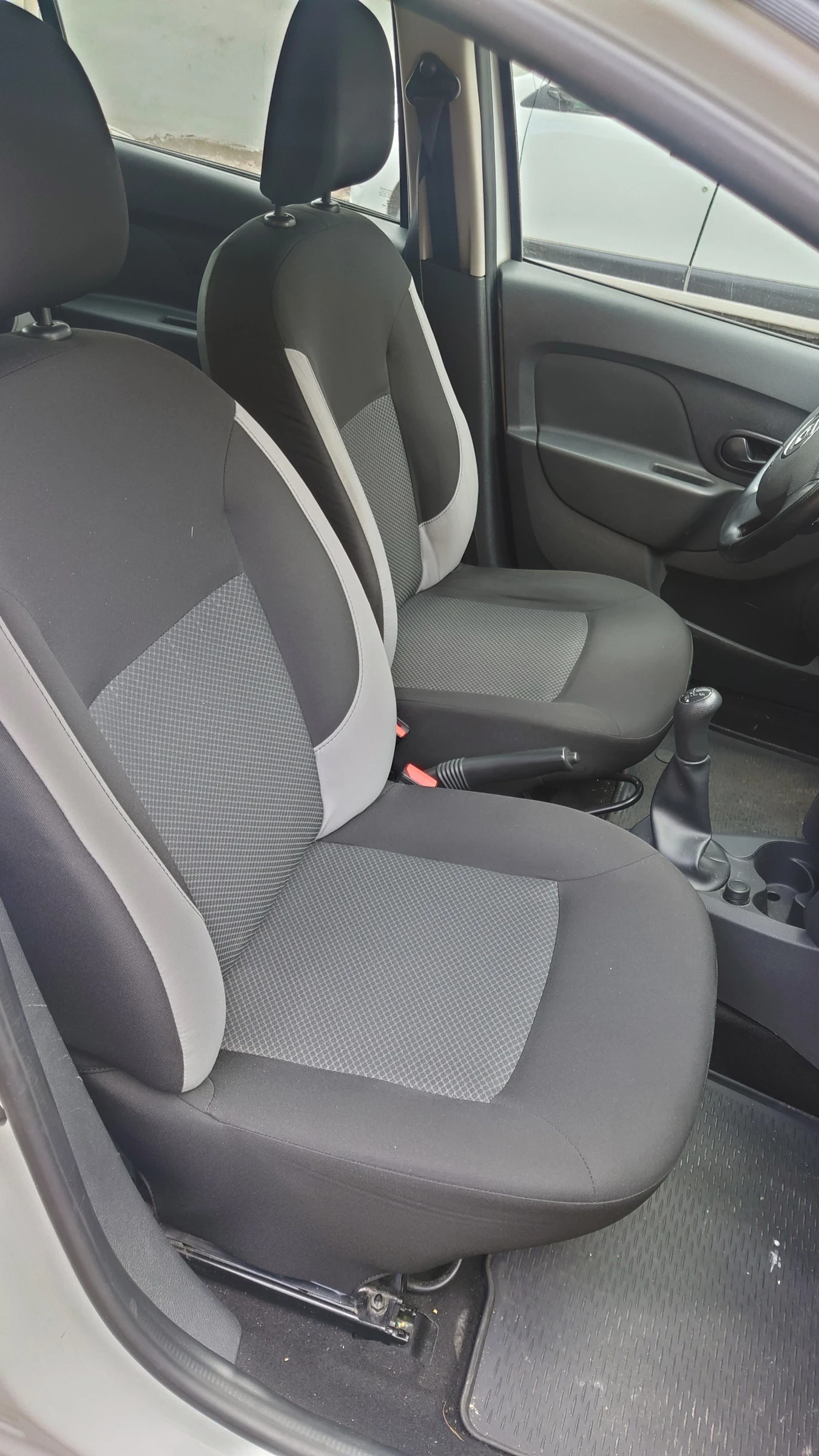 Dacia Logan 1.5 dCi | Mobile.bg � ����������� 12